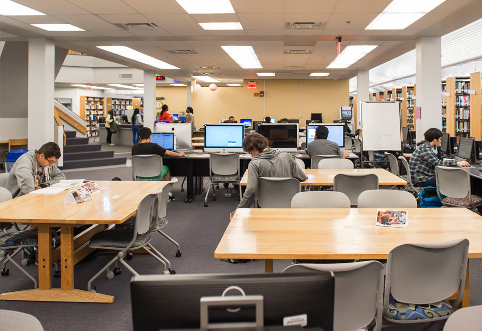 Germantown Library Germantown Library showing desks, computers and students studying